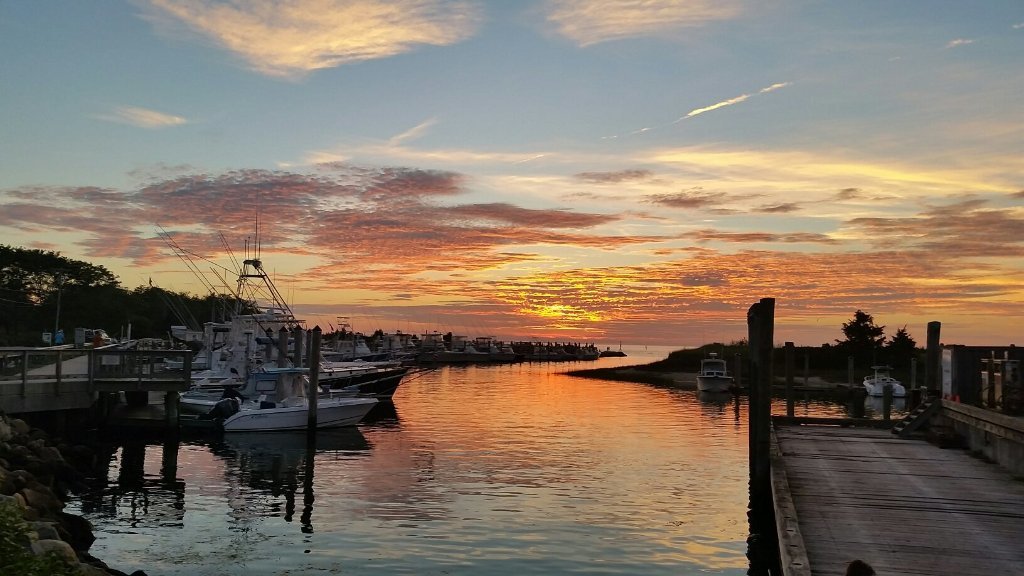 Cap`t Cass Rock Harbor Seafood